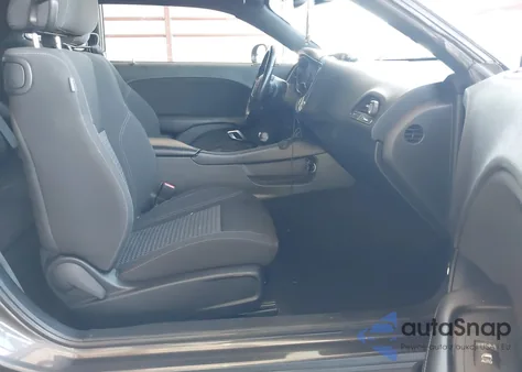 2020 Dodge Challenger Sxt z USA, uszkodzony, nr VIN 2C3CDZAG0LH226772